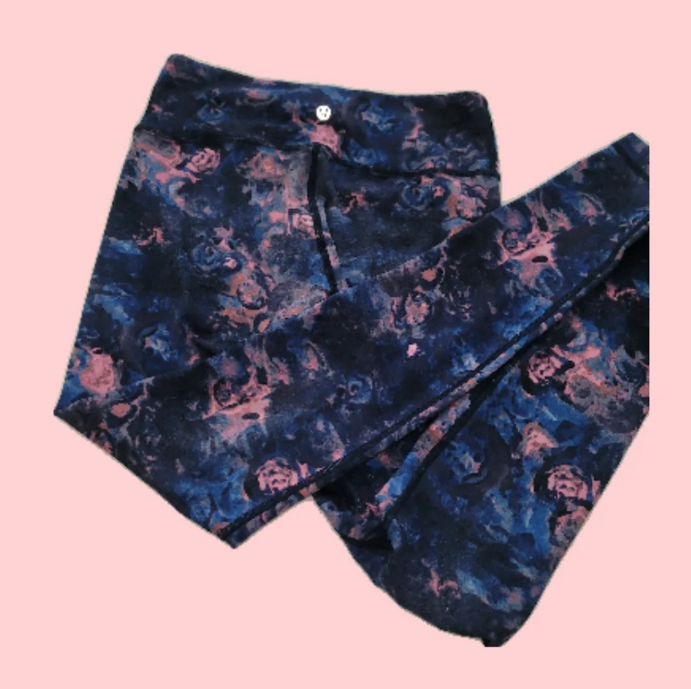 Lululemon water color leggings!